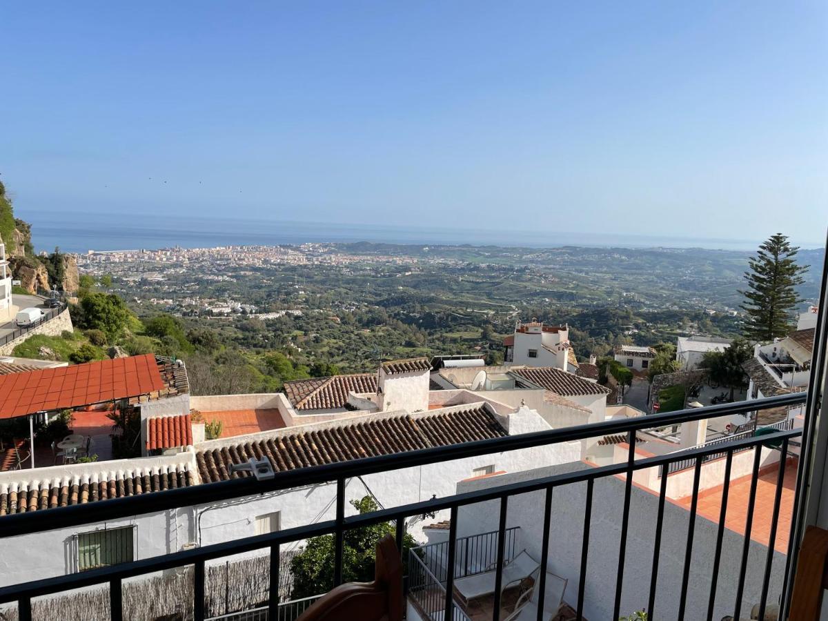 El Paraiso, Apartamento En Mijas Pueblo Con Bonitas Vistas A La Costa Y Con Piscina Διαμέρισμα Εξωτερικό φωτογραφία